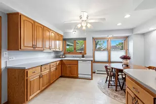 811 N Hine Ave, Waukesha, WI 53188 - Photo 9