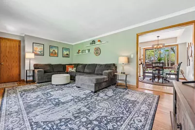 1730 S Lilly Ln, New Berlin, WI 53146 - Photo 7