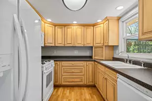 1010 Jenkins Dr, Fontana, WI 53125 - Photo 13