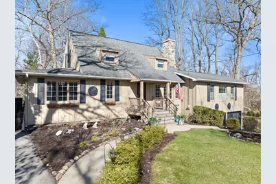 1010  Jenkins Dr, Fontana, WI 53125 - Photo 1