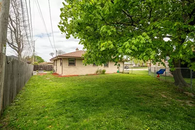 2204  Savoy Cir, Racine, WI 53404 - Photo 33