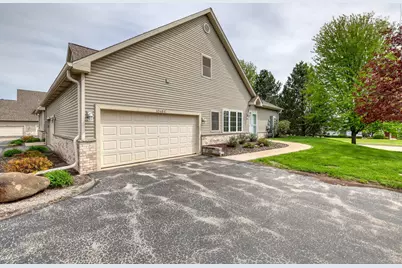1048  Quinlan Dr #C, Pewaukee, WI 53072 - Photo 23