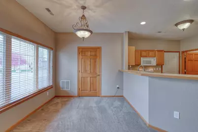 1048  Quinlan Dr #C, Pewaukee, WI 53072 - Photo 7