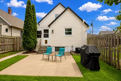 2228 E Euclid Ave, Milwaukee, WI 53207 - Photo 21