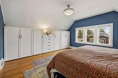 2228 E Euclid Ave, Milwaukee, WI 53207 - Photo 17