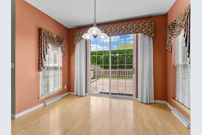 4721 W Whitetail Ct, Manitowoc, WI 54220 - Photo 13
