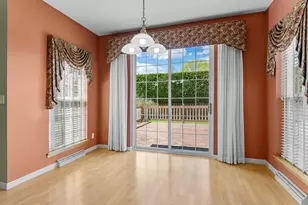 4721 W Whitetail Ct, Manitowoc, WI 54220 - Photo 13