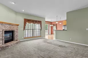 4721 W Whitetail Ct, Manitowoc, WI 54220 - Photo 9