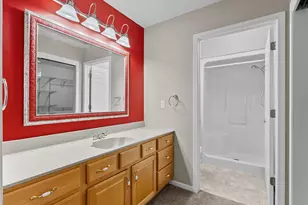 4721 W Whitetail Ct, Manitowoc, WI 54220 - Photo 19