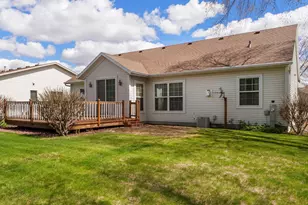 4721 W Whitetail Ct, Manitowoc, WI 54220 - Photo 5