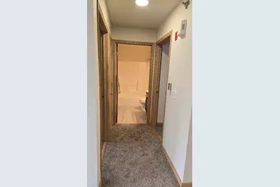 8055  Lexington Pl #12, Pleasant Prairie, WI 53158 - Photo 7