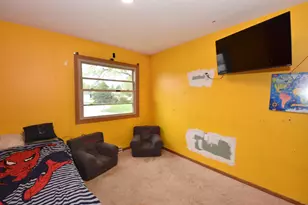 1721 Stoddard Cir, Racine, WI 53406 - Photo 17