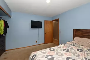 1721 Stoddard Cir, Racine, WI 53406 - Photo 15
