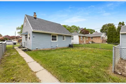 4218 N 71st St, Milwaukee, WI 53216 - Photo 17