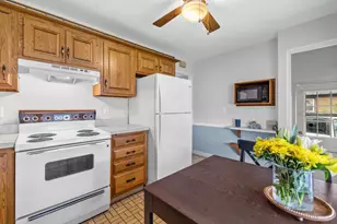 2921 Winthrop Ave, Racine, WI 53403 - Photo 7