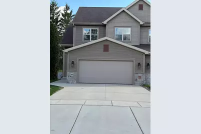 3001  Graydon Ave, East Troy, WI 53120 - Photo 3
