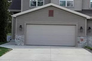 3001 Graydon Ave, East Troy, WI 53120 - Photo 3