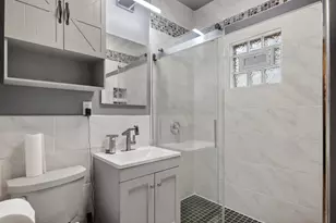2534 N 46th St, Milwaukee, WI 53210 - Photo 21