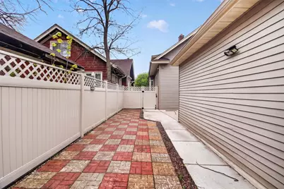 2534 N 46th St, Milwaukee, WI 53210 - Photo 39