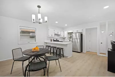 5714 N 98th St, Milwaukee, WI 53225 - Photo 17