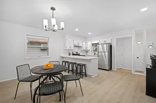 5714 N 98th St, Milwaukee, WI 53225 - Photo 17