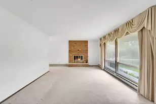 W221S7400 Vly Vw Rd, Vernon, WI 53150 - Photo 5