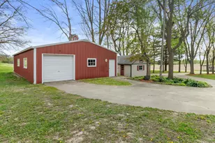 N5724 N Helenville Rd, Farmington, WI 53137 - Photo 39