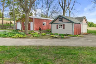 N5724 N Helenville Rd, Farmington, WI 53137 - Photo 5