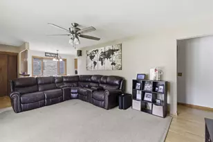 8037 Slater Ave, Racine, WI 53406 - Photo 3