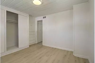 6804  34th Ave, Kenosha, WI 53142 - Photo 9