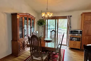 1003 Meadow St, Watertown, WI 53094 - Photo 7