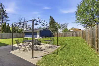 4625 N 74th St, Milwaukee, WI 53218 - Photo 31