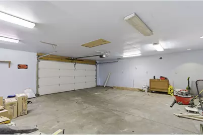 4625 N 74th St, Milwaukee, WI 53218 - Photo 29