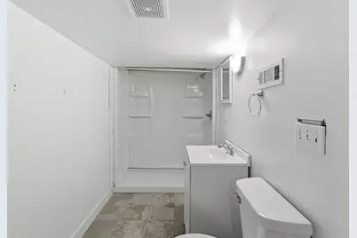4625 N 74th St, Milwaukee, WI 53218 - Photo 21