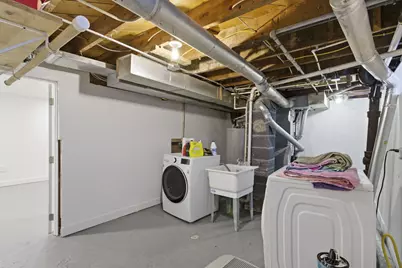 4625 N 74th St, Milwaukee, WI 53218 - Photo 27