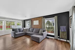 429 Shoreland Dr, Racine, WI 53402 - Photo 5
