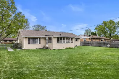 2286  Wood Dr, Beloit, WI 53511 - Photo 37