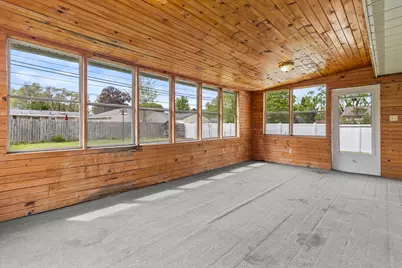 2286  Wood Dr, Beloit, WI 53511 - Photo 35