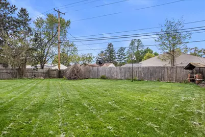 2286  Wood Dr, Beloit, WI 53511 - Photo 49
