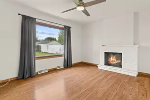 2286 Wood Dr, Beloit, WI 53511 - Photo 11
