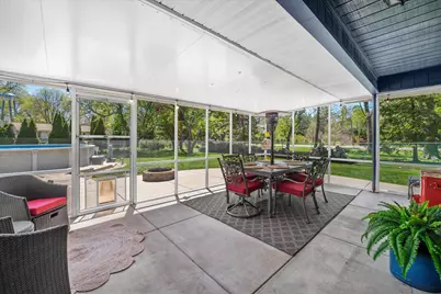 12323  Woodside Ct, Wauwatosa, WI 53226 - Photo 27