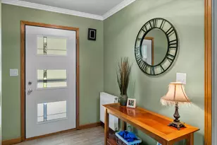 12323 Woodside Ct, Wauwatosa, WI 53226 - Photo 3