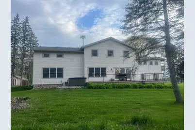 8817  Cedar Sauk Rd, Cedarburg, WI 53080 - Photo 9
