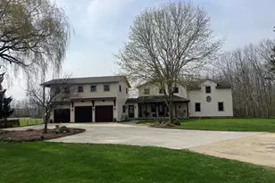8817 Cedar Sauk Rd, Cedarburg, WI 53080 - Photo 1