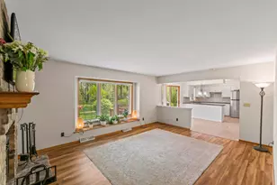 9906 N Concord Dr, Mequon, WI 53097 - Photo 11