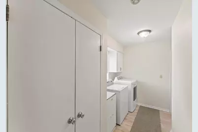 9906 N Concord Dr, Mequon, WI 53097 - Photo 17