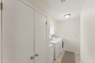 9906 N Concord Dr, Mequon, WI 53097 - Photo 17