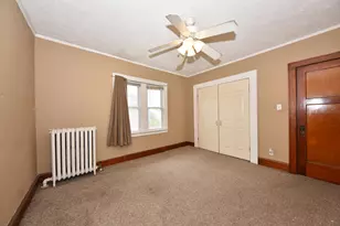 422 W Harrison Ave, Milwaukee, WI 53207 - Photo 21