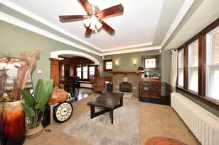 422 W Harrison Ave, Milwaukee, WI 53207 - Photo 11