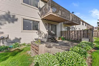 5736  Cambridge Cir, Racine, WI 53406 - Photo 17